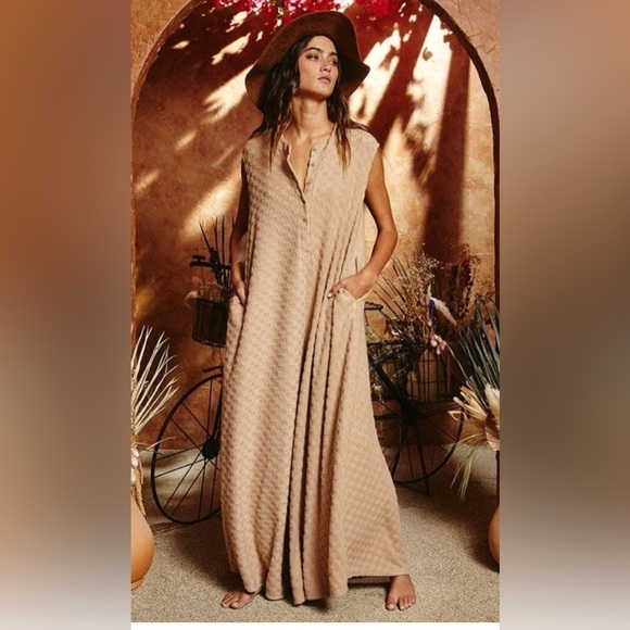 Molly Green Checkered Jumpsuit - Picture 4 of 7